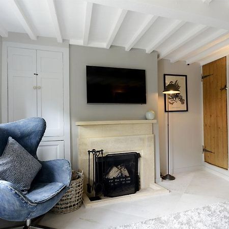 Walnut Cottage Moreton-in-Marsh ภายนอก รูปภาพ